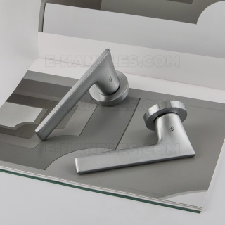 Klamka Colombo Design ALATO CM - chrom matowy